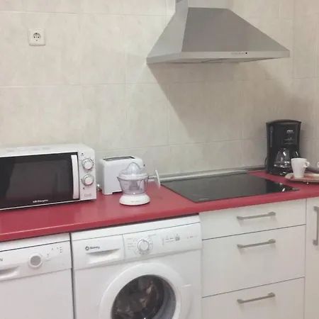 Apartman 120 Négyzetméteres, 4 Hálószobás, 2 Saját Fürdőszobával Rendelkező Városközpont Ter Toledo