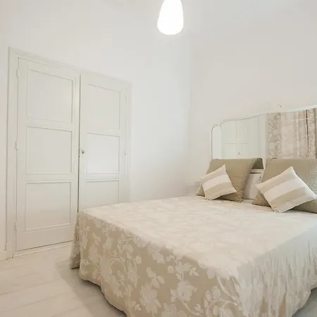 Apartman 120 Négyzetméteres, 4 Hálószobás, 2 Saját Fürdőszobával Rendelkező Városközpont Ter Toledo